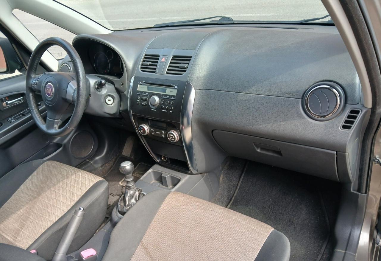 FIAT Sedici 4x4 2.000 MultiJet 136cv Km148.000
