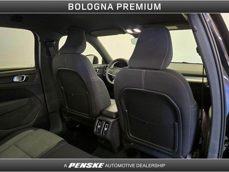 Volvo XC40 XC40 B3 automatico Core