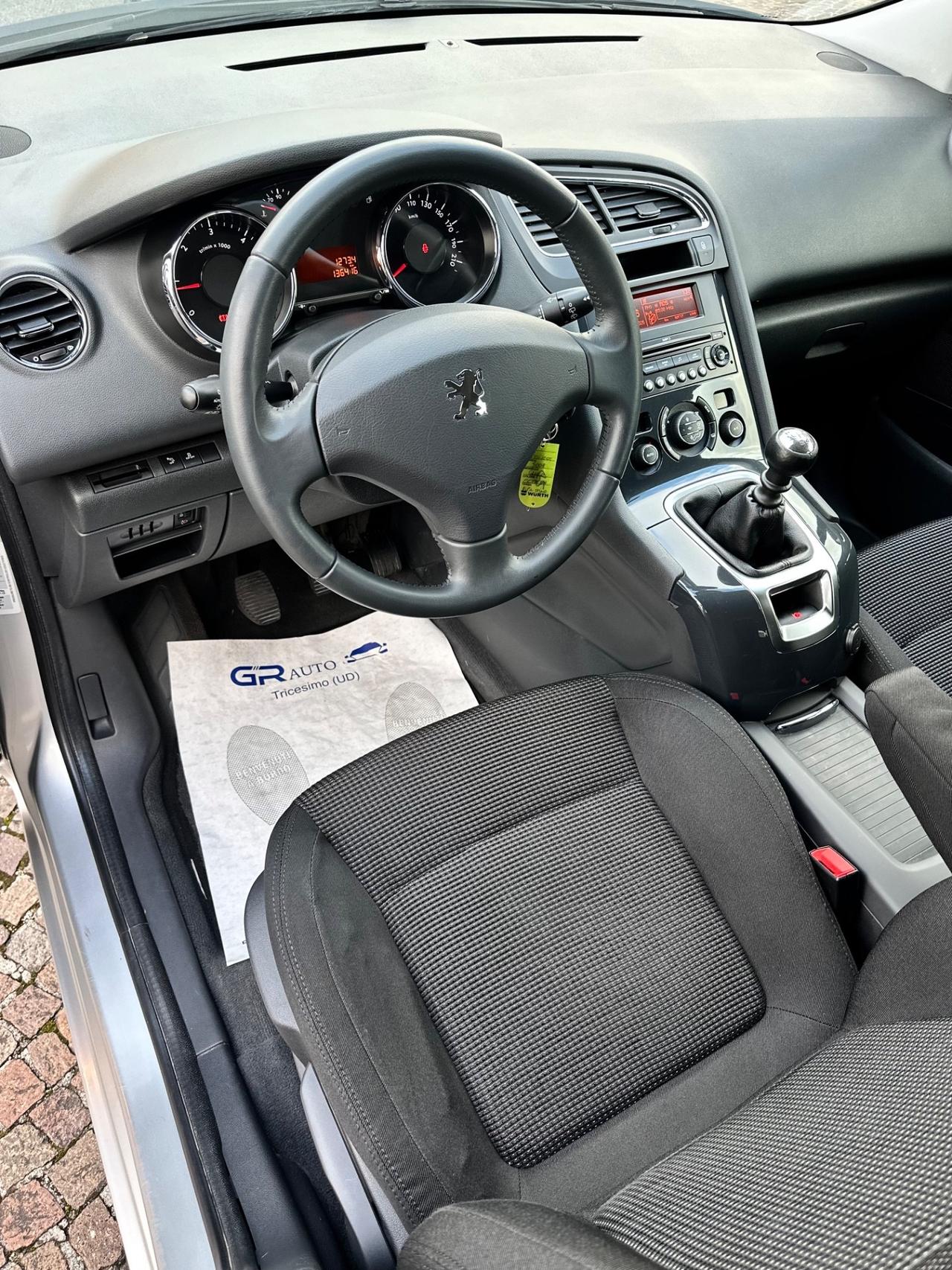 Peugeot 5008 - 1.6Hdi 110CV - 7 POSTI