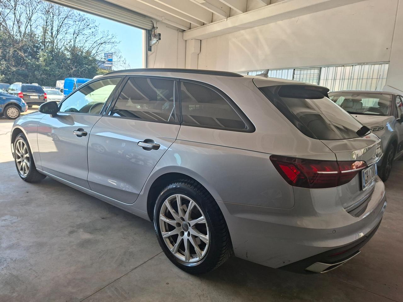 Audi A4 2.0 TDI EURO 6D / AUTOMATICO / 190CV / 4X4