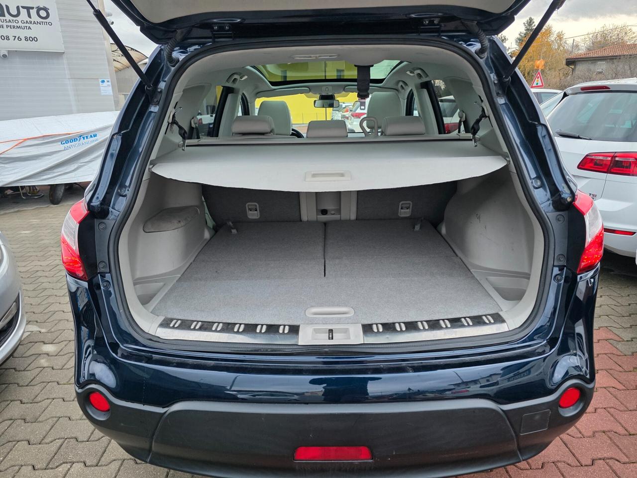 Nissan Qashqai Qashqai+2 2.0 dCi DPF 4WD aut. n-tec