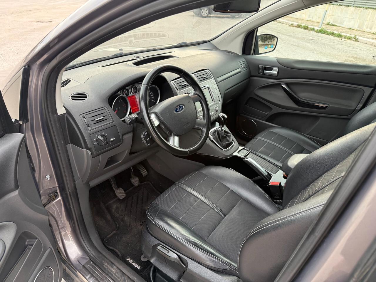 Ford Kuga 2.0 TDCi 163 CV 4WD Titanium