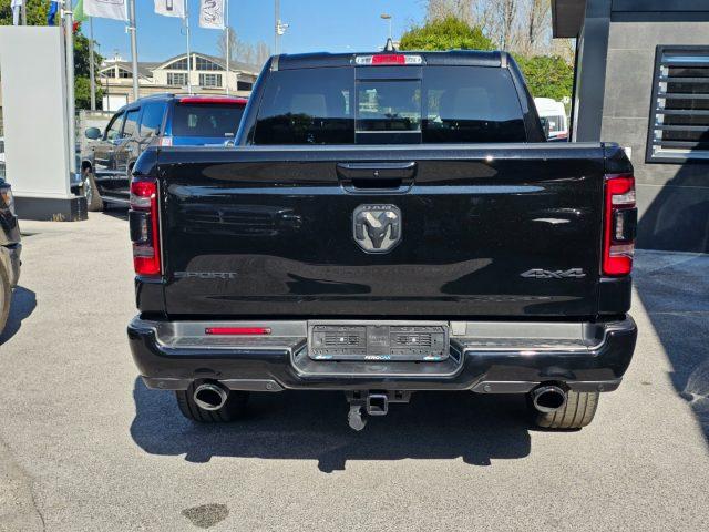 DODGE RAM 1500 5.7 V8 Crew Cab Sport Autocarro N1