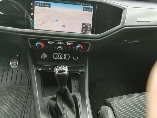 AUDI Q3 SPB 35 TFSI S line edition