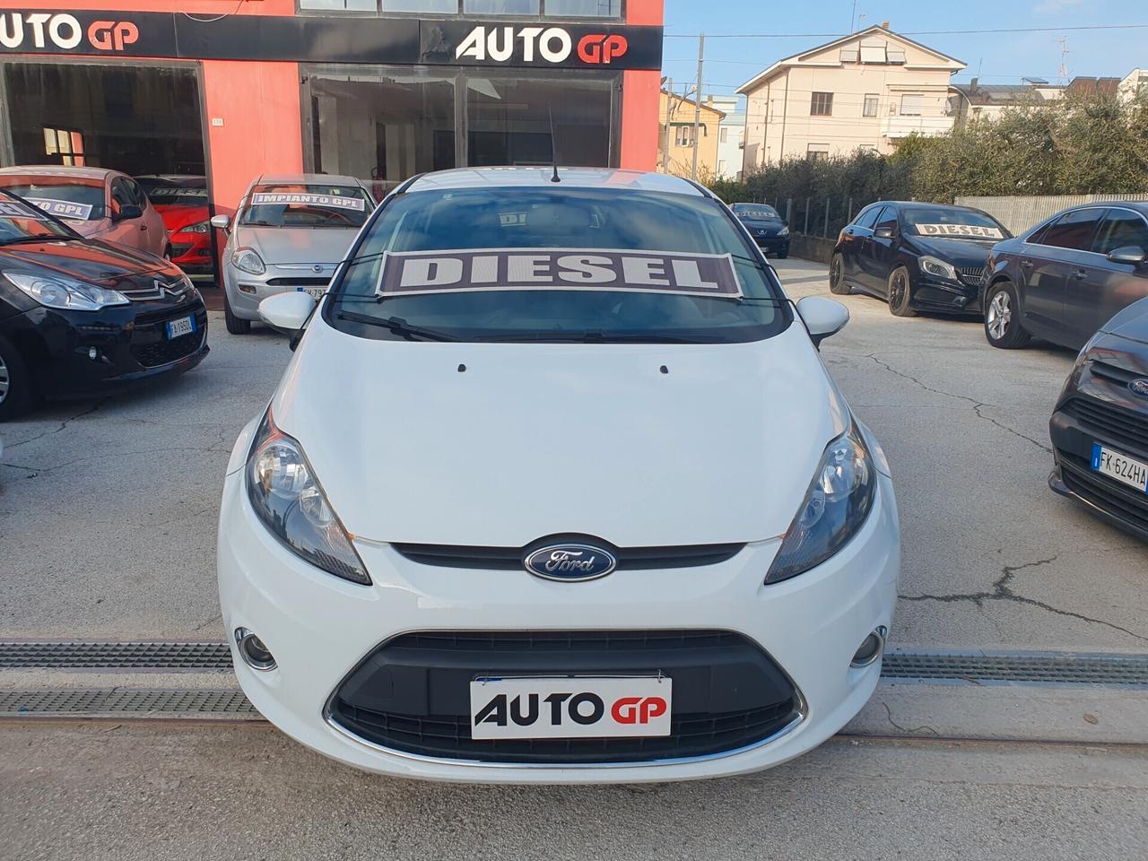 Ford Fiesta 1.4 TDCi 5p. Neopatentati manuale 2010