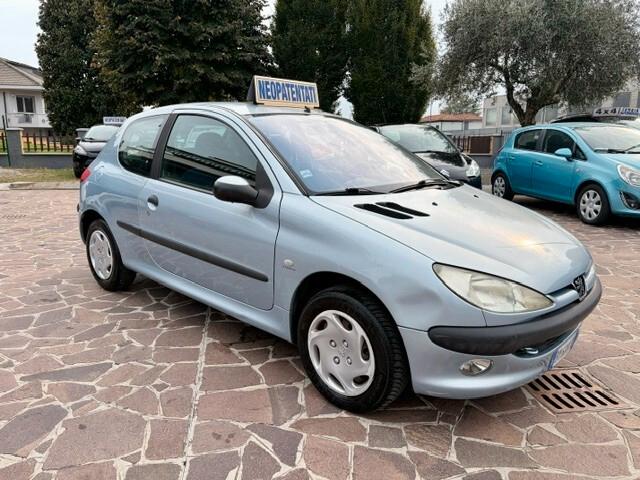 Peugeot 206 1.4 3p. XT