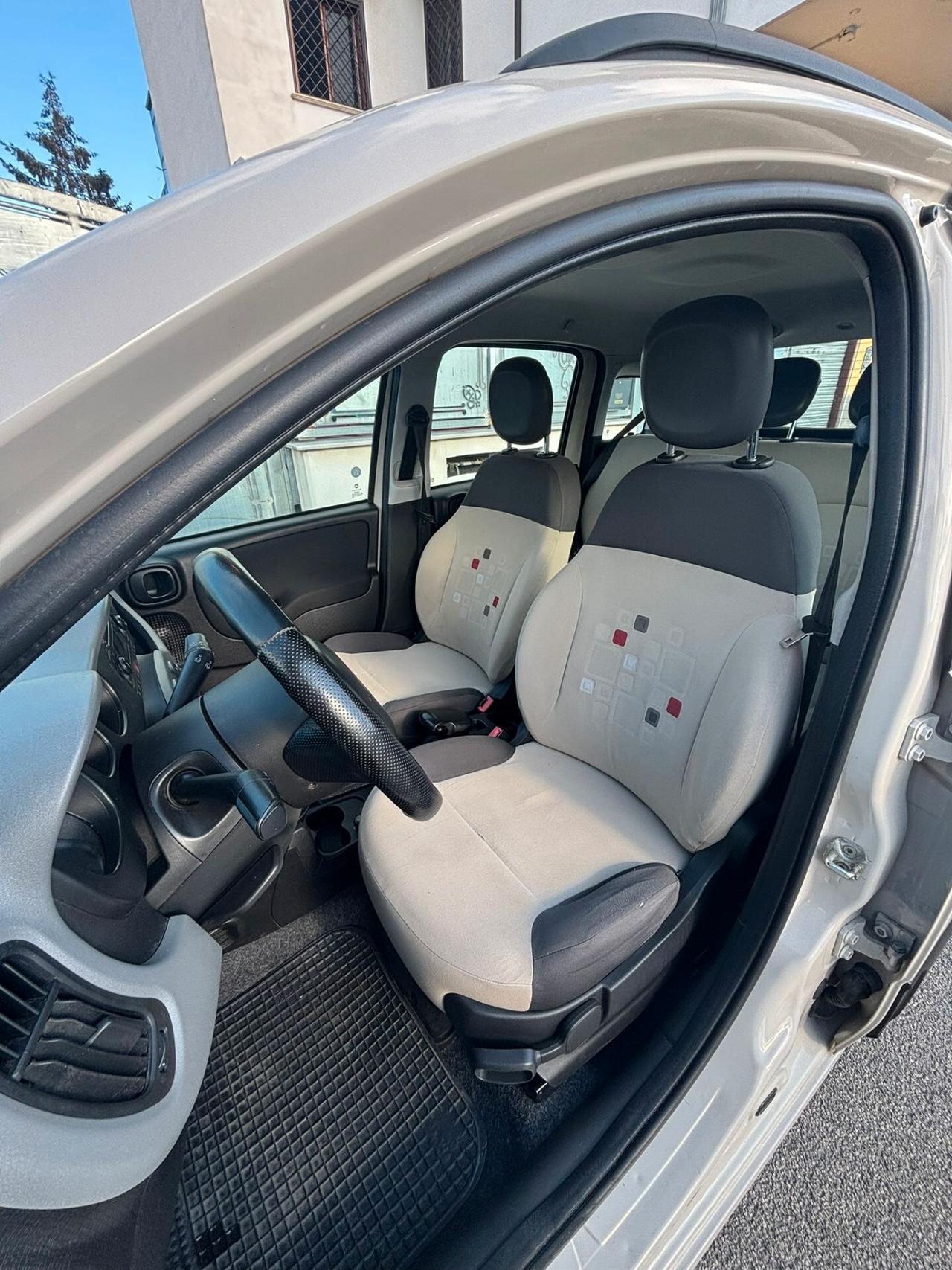 Fiat Panda 0.9 TwinAir Turbo Natural Power Lounge ANNO 2013