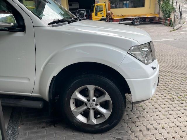 Nissan Navara 2.5 dCi 4 porte Double Cab ANNO 2008