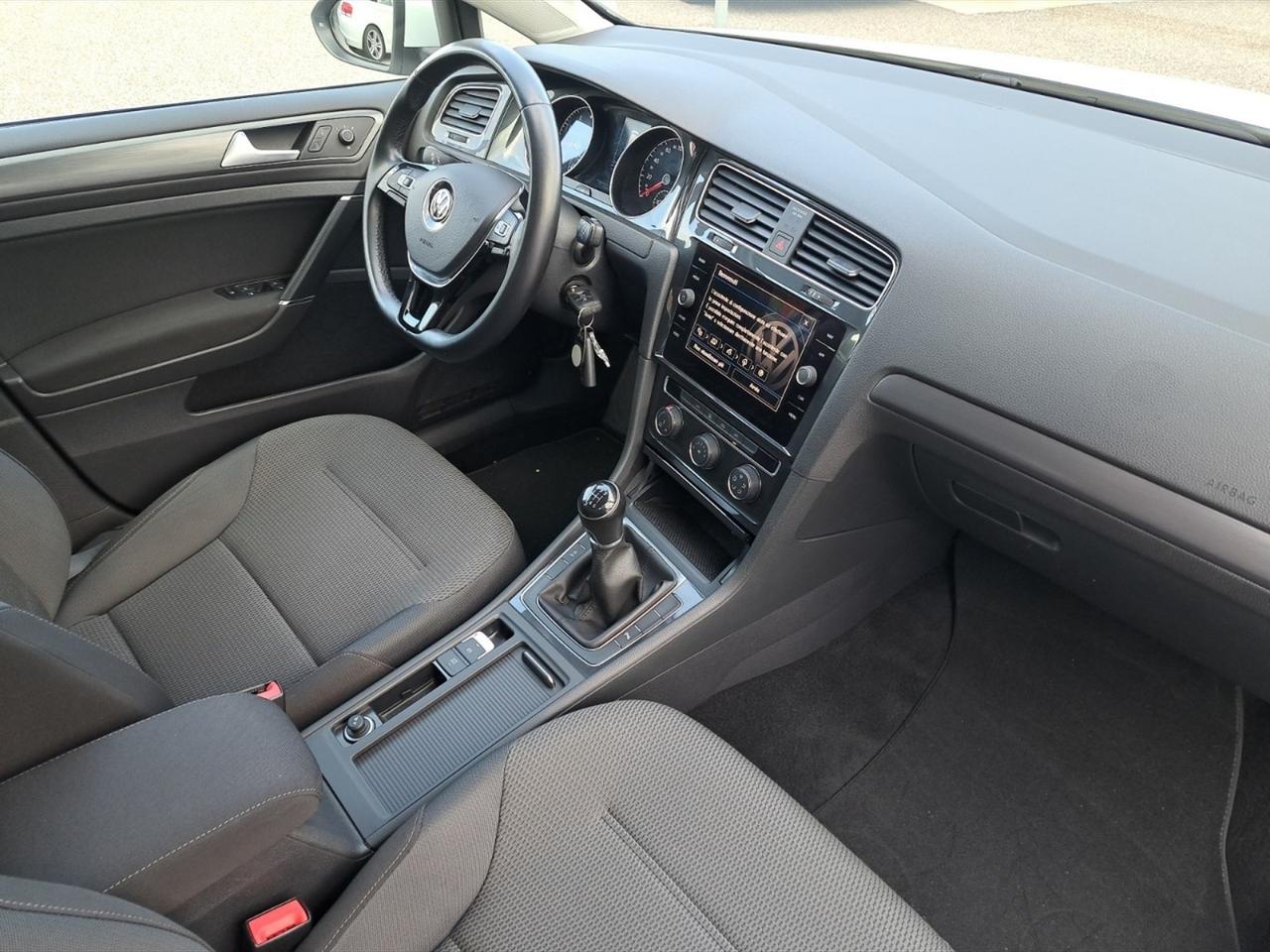 Volkswagen Golf variant 1.0 tsi business 115cv