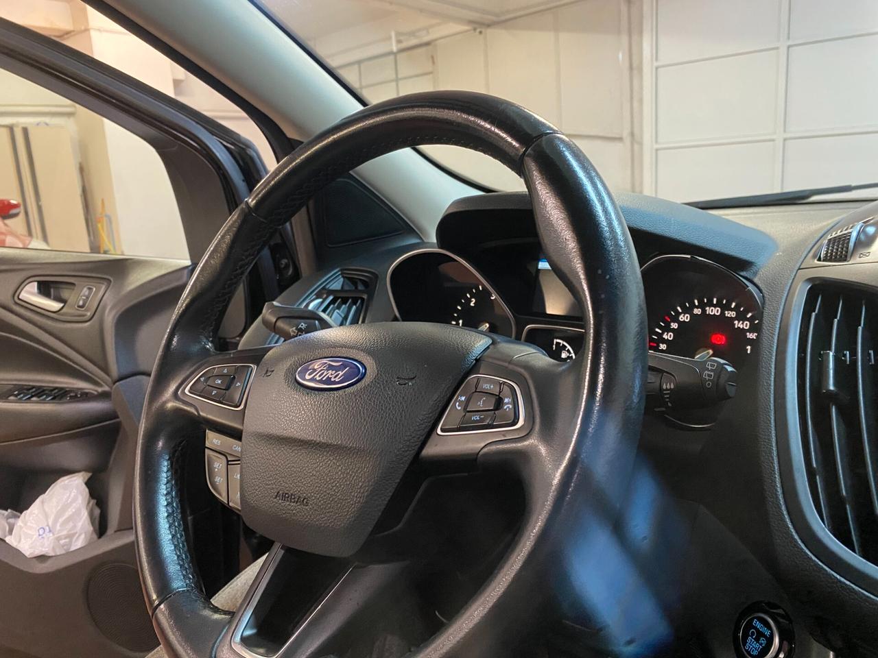 Ford Kuga 2.0 TDCI 120 CV S&S 2WD Business