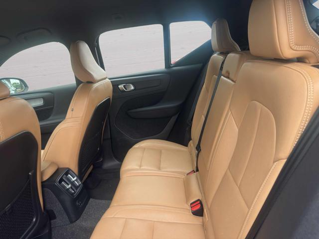 VOLVO XC40 T4 Recharge Plug-in Hybrid Inscription