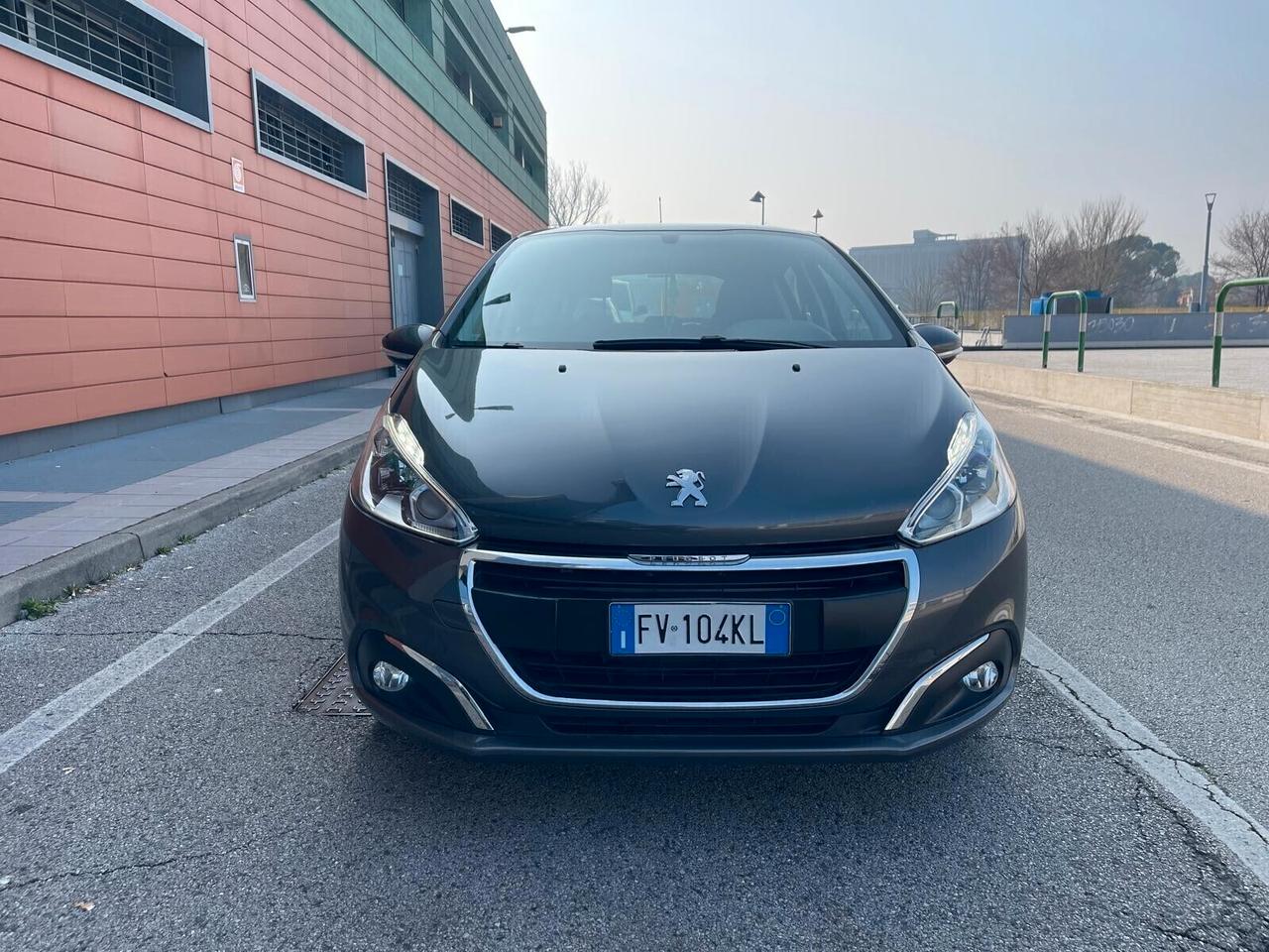 Peugeot 208 1.2 benz 82cv 5 porte - Distribuzione a 63mila km