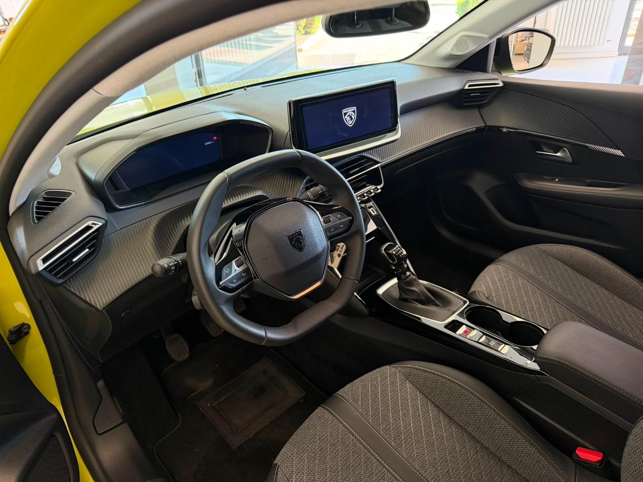 PEUGEOT 208 PureTech 100 S&S 5p. ALLURE