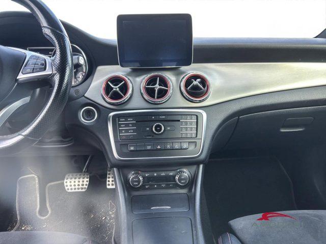 MERCEDES-BENZ GLA 200 CDI 4MATIC 200 d Automatic 4Matic Premium