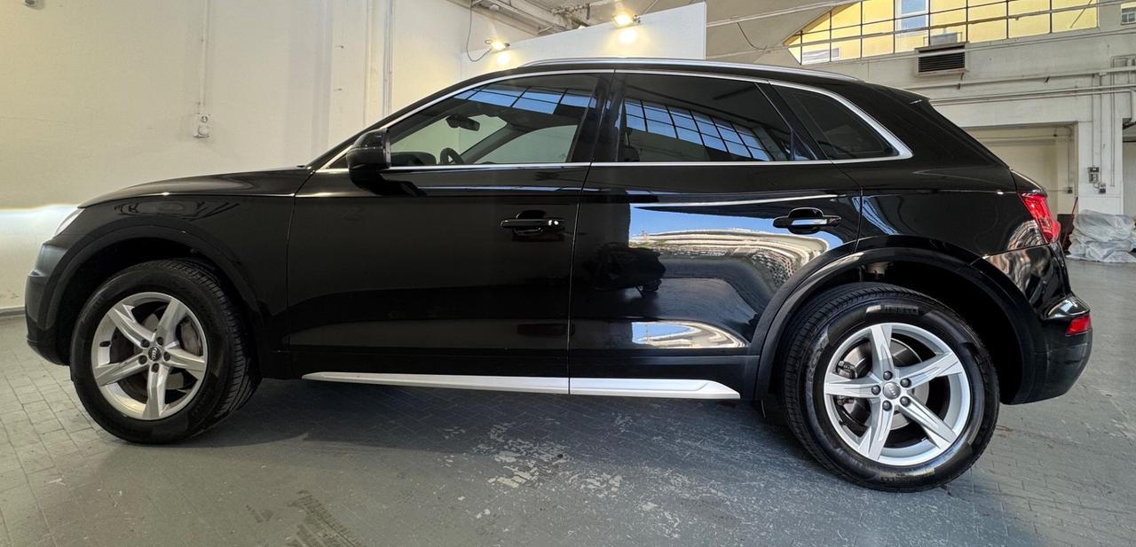 Audi Q5 2.0 TDI quattro S tronic Business Sport