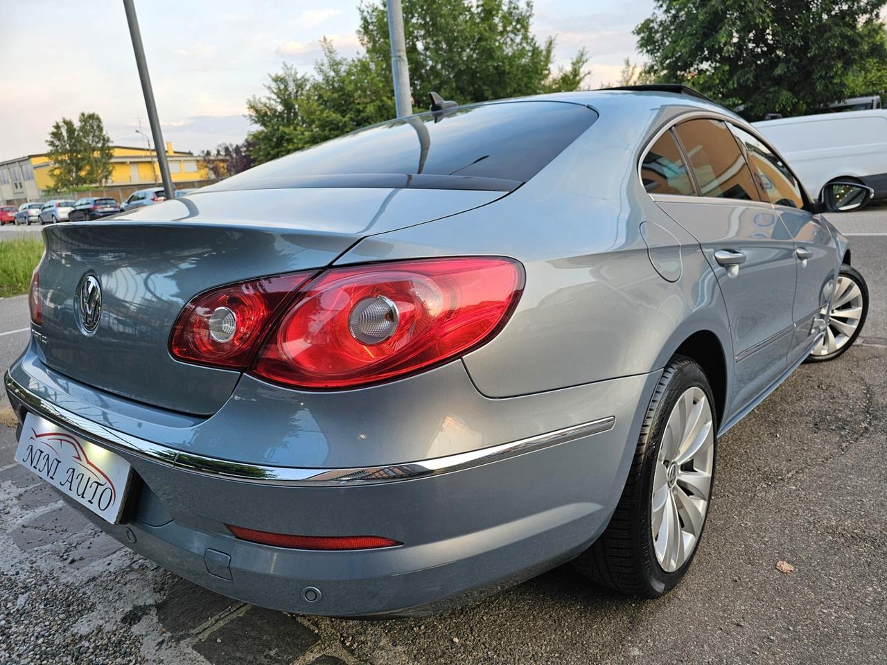 Volkswagen Passat CC 2.0 TDI 140cv DPF*Navi*Tetto*Pdc*