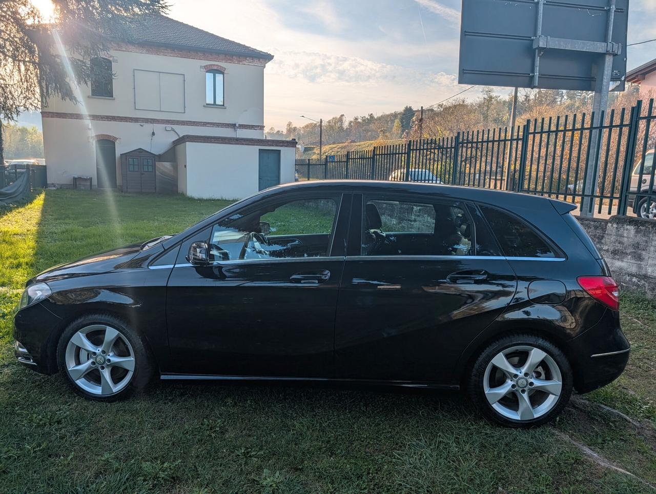 Mercedes-benz B 180 Premium UNICO PROPR. TAGL. CERT.