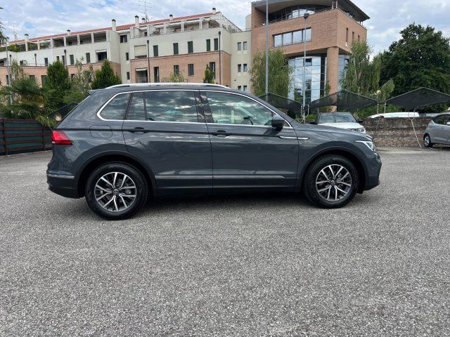 VOLKSWAGEN Tiguan 2.0 TDI SCR Life 1 PROPRIETARIO KM TAGLIANDATI