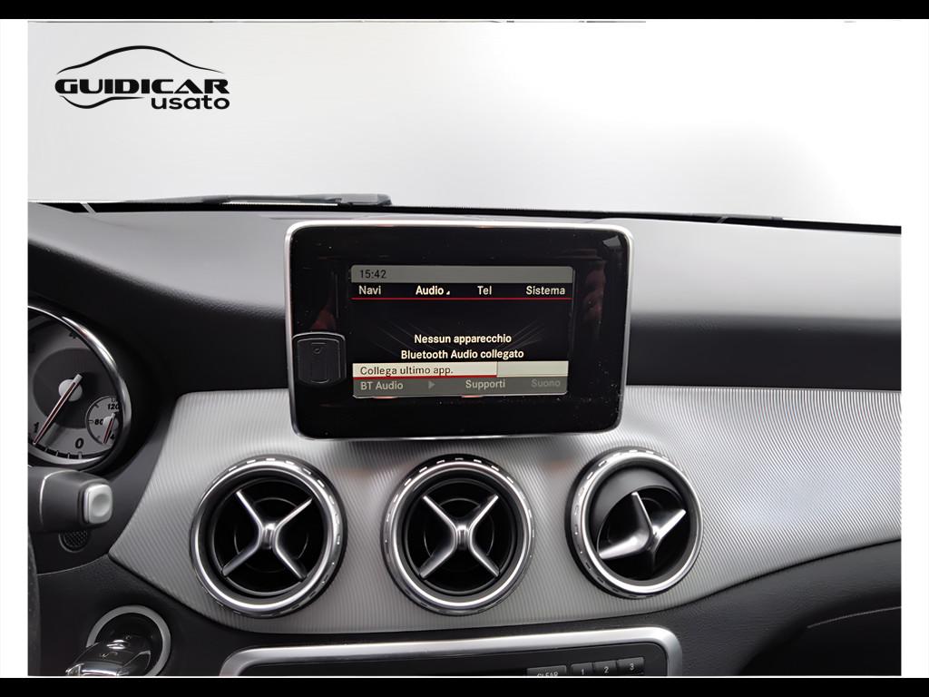 Mercedes-Benz GLA-X156 2014 - GLA 220 d (cdi) Sport 4matic 170cv auto