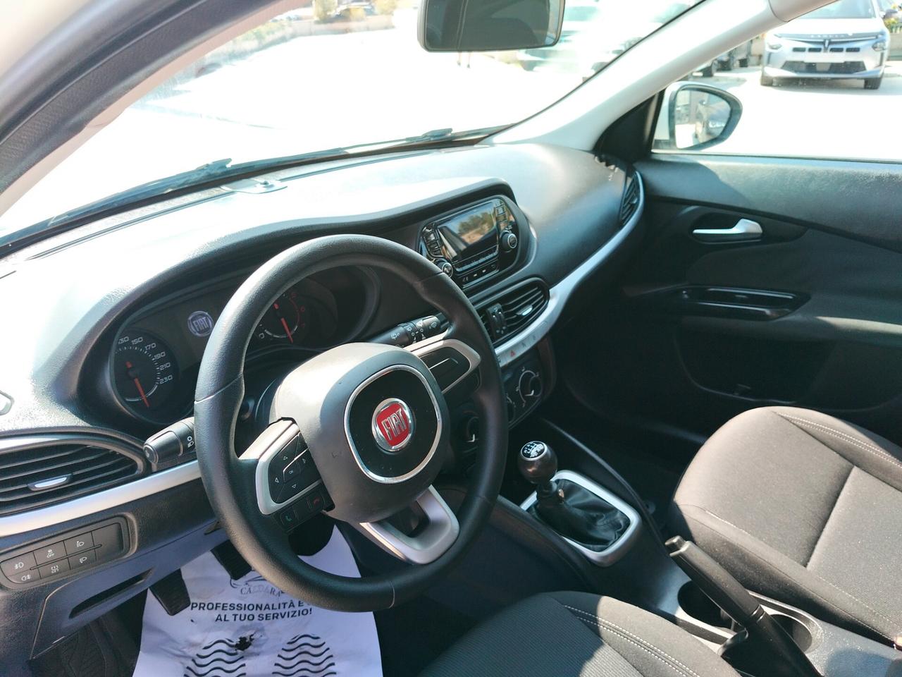 Fiat Tipo 1.6 Mjt S&S 5 porte Easy