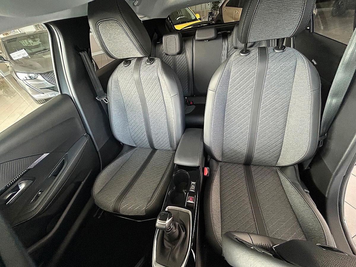 Peugeot 208 Turbo Benzina 100cv Allure