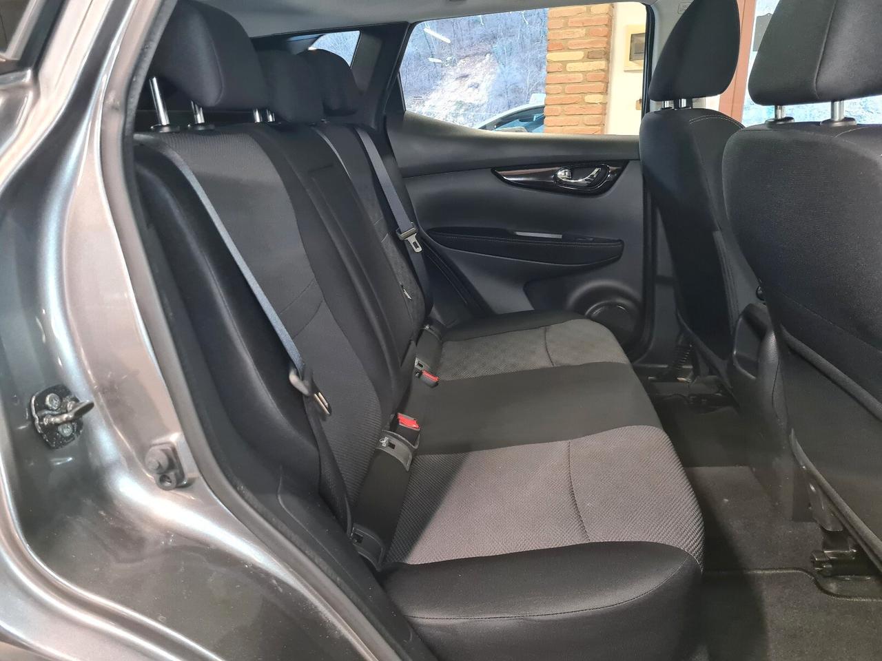 Nissan Qashqai 1.6 dCi 2WD N-Connecta **GANCIO TRAINO **