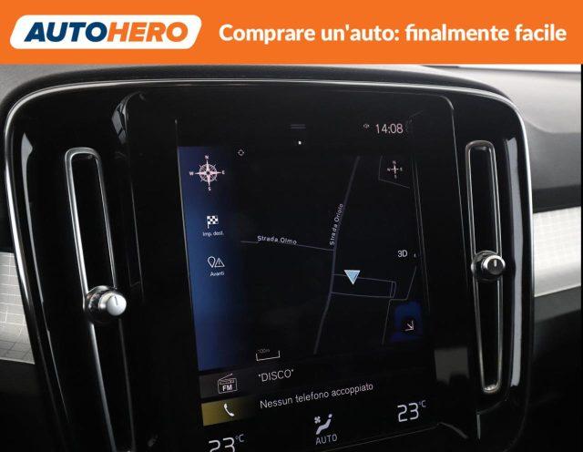 VOLVO XC40 T3 Momentum Pro