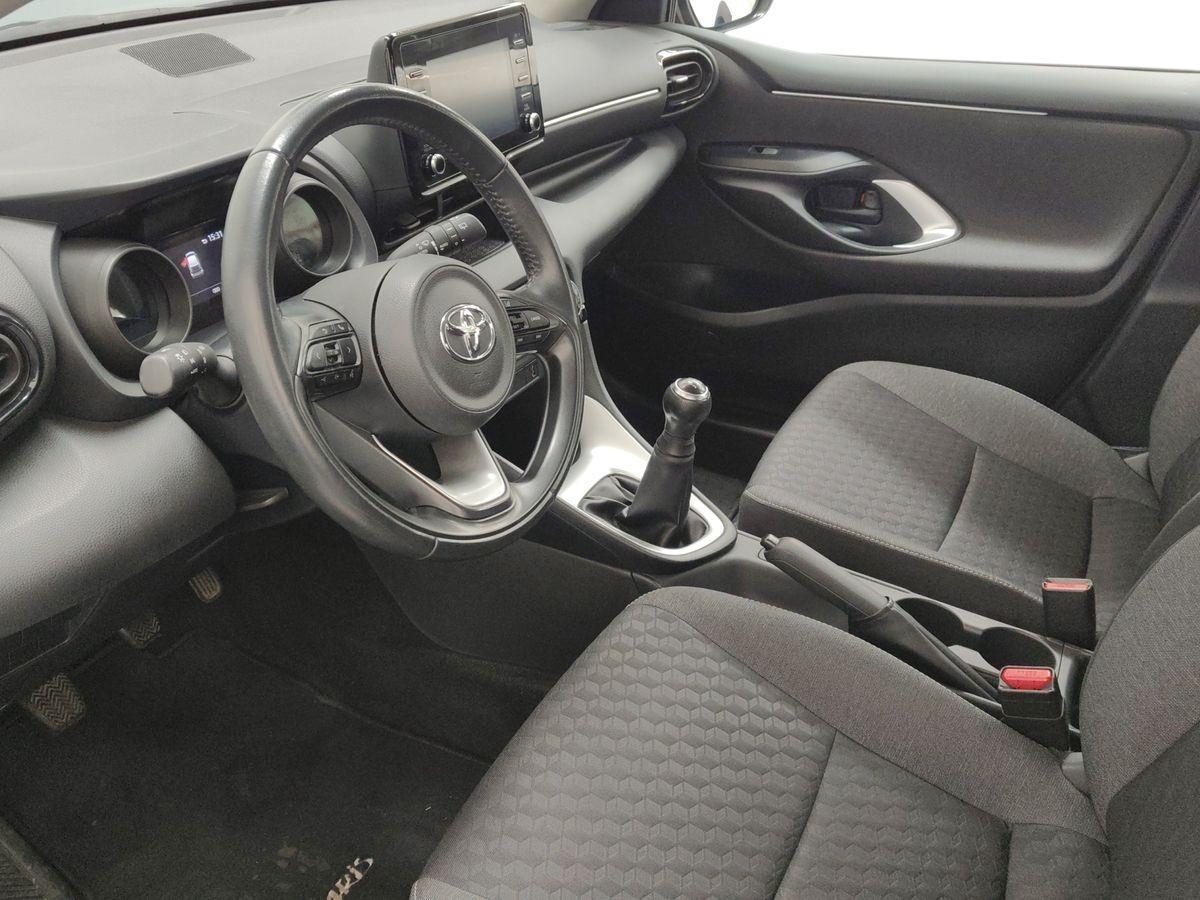TOYOTA Yaris 4ª serie - Yaris 1.0 5 porte Trend