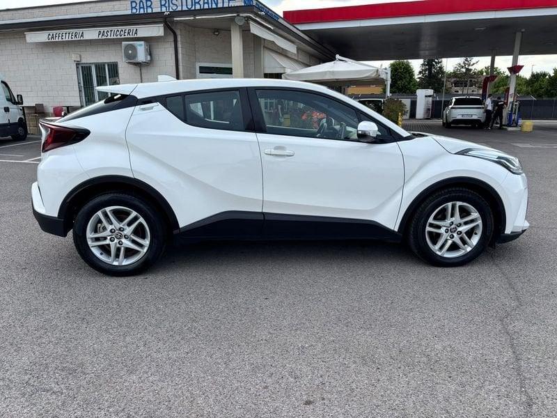 Toyota C-HR C-HR 1.8 Hybrid E-CVT Active
