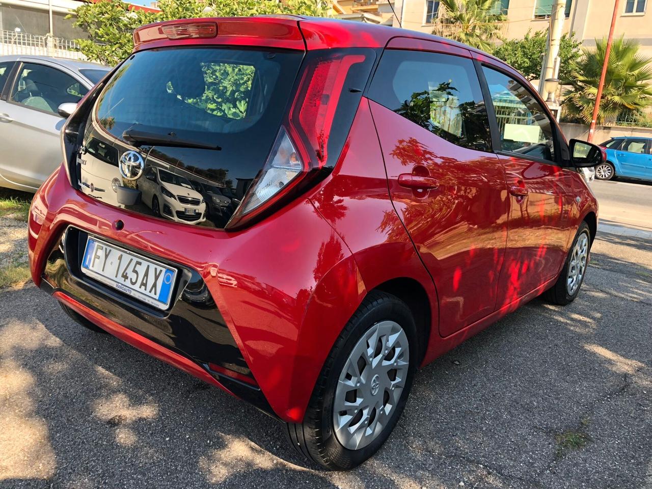 Toyota Aygo 1.0 VVT-i 72 CV 5 porte x-cool