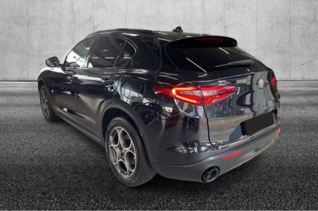 ALFA ROMEO Stelvio 2.0 Turbo 200 CV AT8 Q4 B-Tech