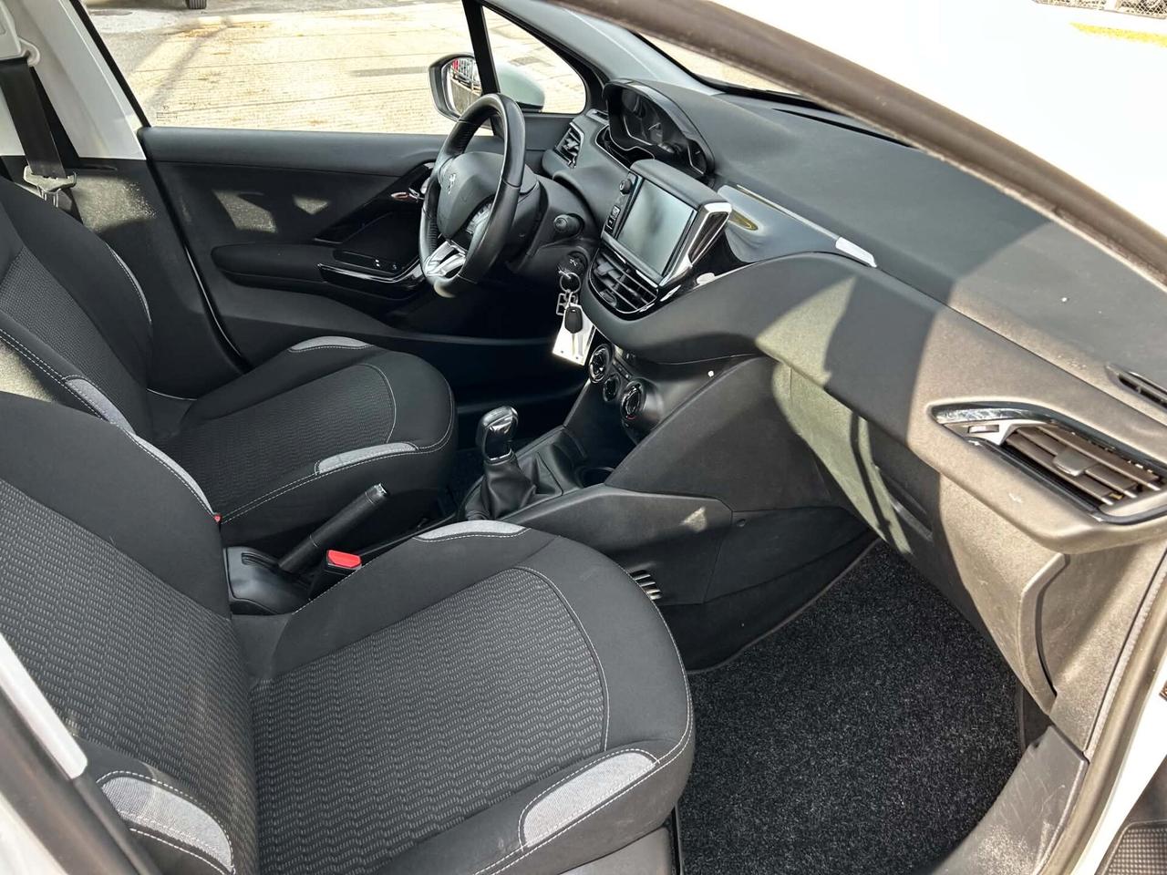 Peugeot 208 BlueHDi 75 5 porte EURO 6 NEOPATENTATI