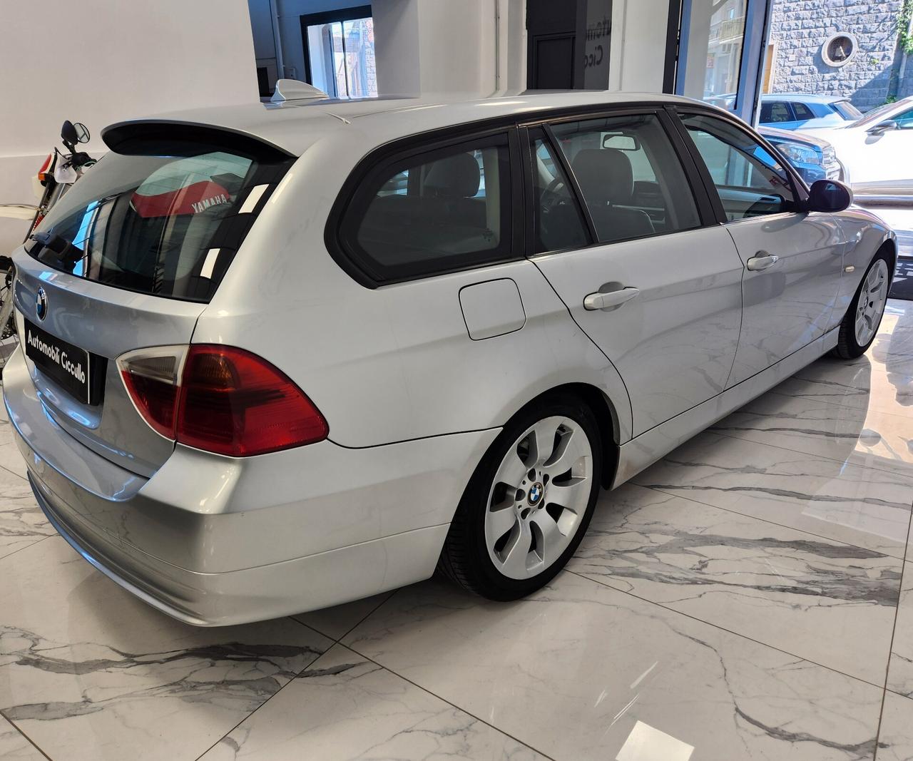 Bmw 320 320d cat Touring Futura