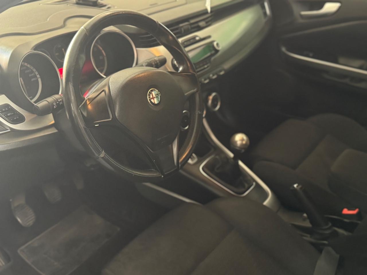 Alfa Romeo Giulietta 1.6 JTDm-2 105 CV Distinctive