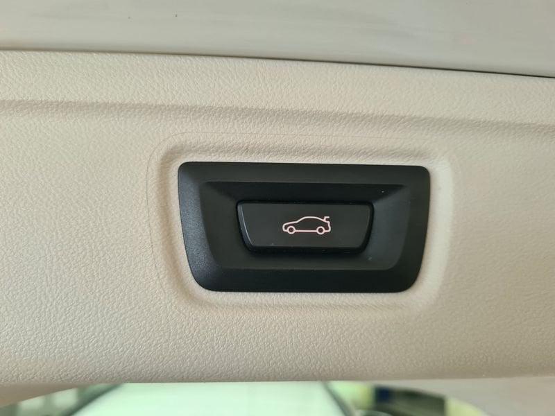 BMW Serie 3 320d xDrive 48V Touring aut.