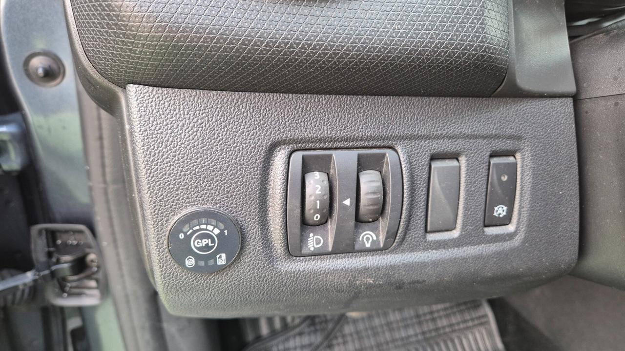 Renault Clio TCe 12V 90 CV GPL 5 porte Business