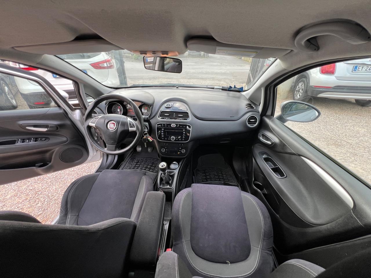 Fiat Punto 1.3 MJT II 75 CV 5 porte Street