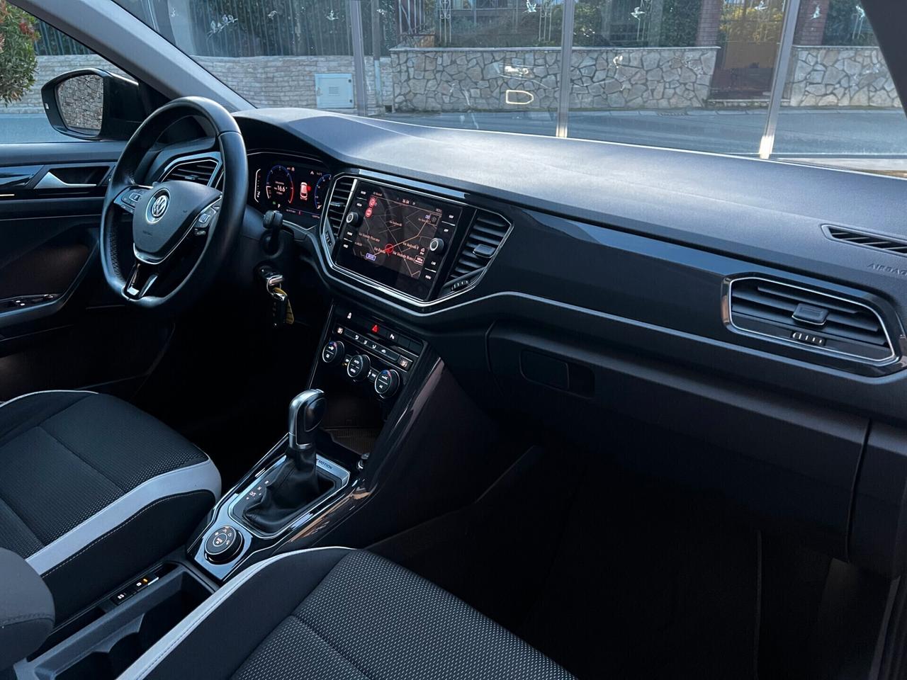 Volkswagen T-Roc 2.0 TDI 150 CV DSG 4MOTION-FULL