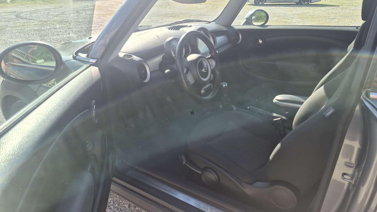 Mini 1.6 16V Abbey Road D