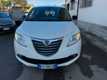 Lancia Ypsilon 0.9 TwinAir 85 CV 5 porte S&S Silver