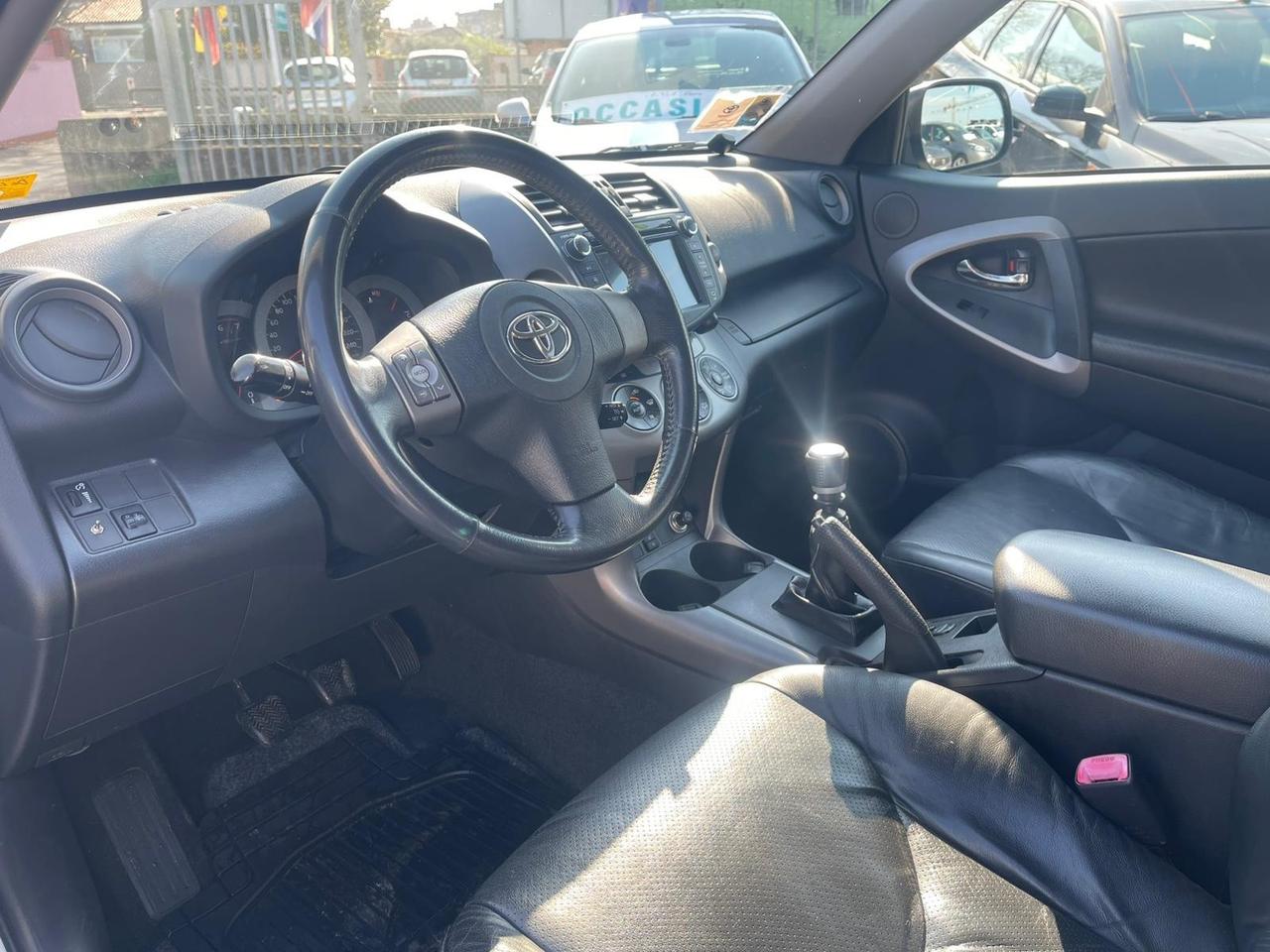 Toyota RAV 4 RAV4 2.2 D-4D 177 CV Luxury