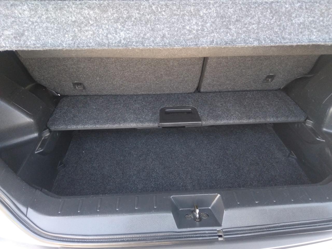 Nissan Note 1.6 16V 110cv cambio automatico x neopatentati