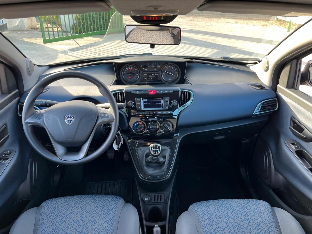 Lancia Ypsilon 1.0 FireFly 5 porte S&S Hybrid Oro