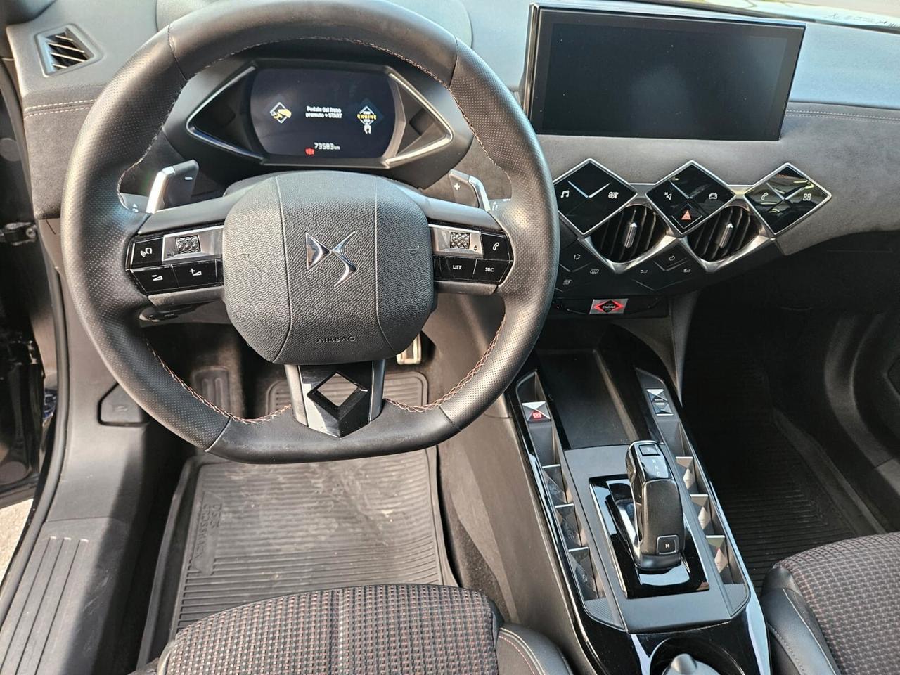 DS3 CROSSBACK PREFORMANCE Line 1.2 BENZ 155cv 114KW