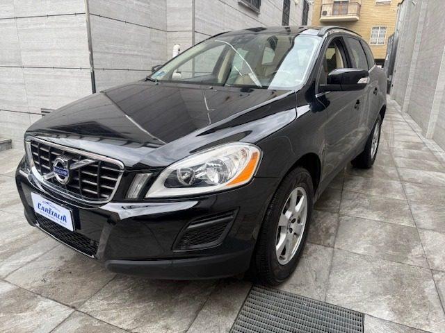 VOLVO XC60 D3 AWD Geartronic Momentum
