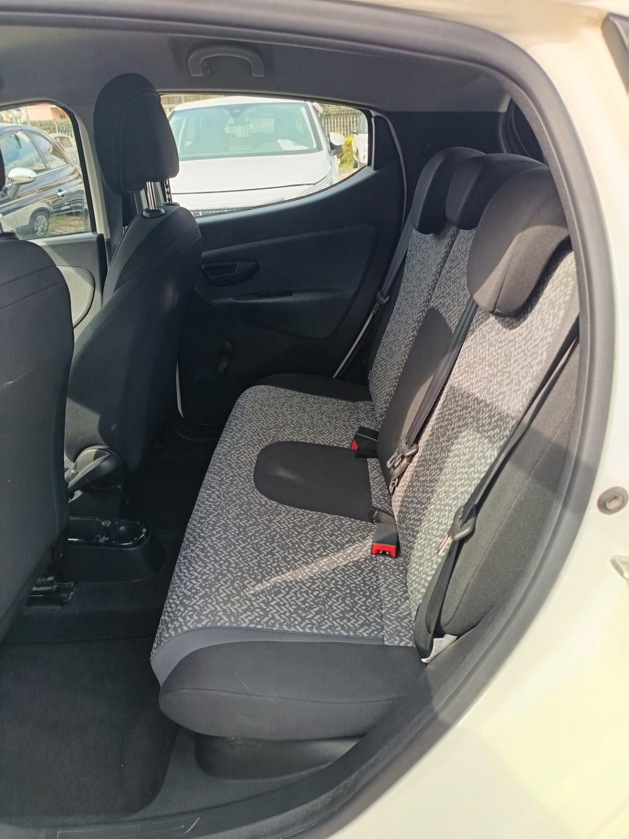 Lancia Ypsilon 1.2 69 CV 5 porte S&S Elefantino Blu