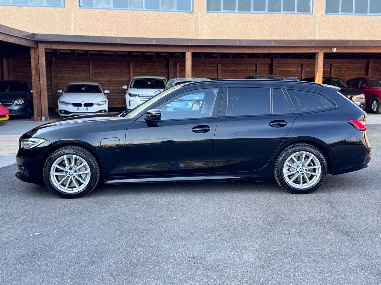 Bmw 330 330e xDrive Touring Sport