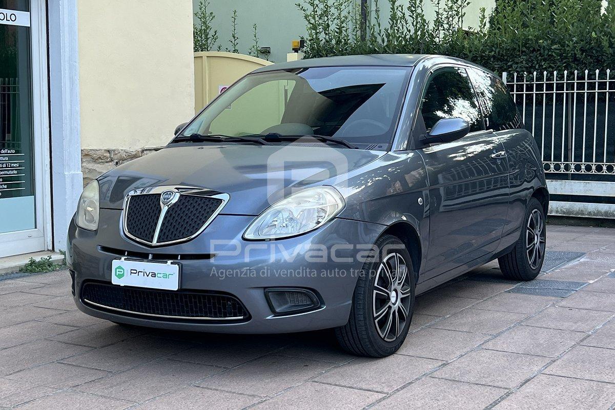 LANCIA Ypsilon 1.2 Platino