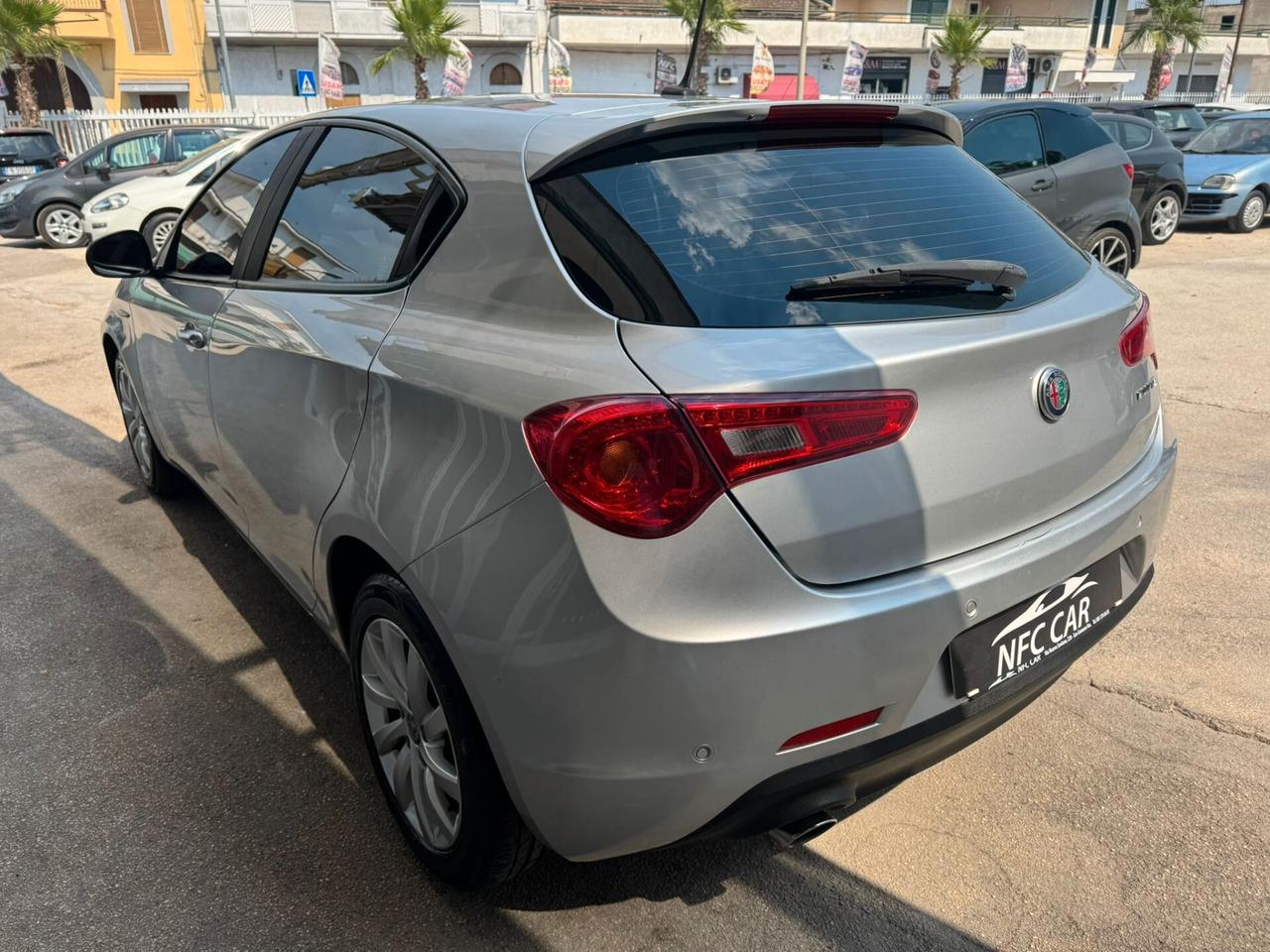 Alfa Romeo Giulietta 1.6 JTDm-2 120 CV NAVIGATORE Full