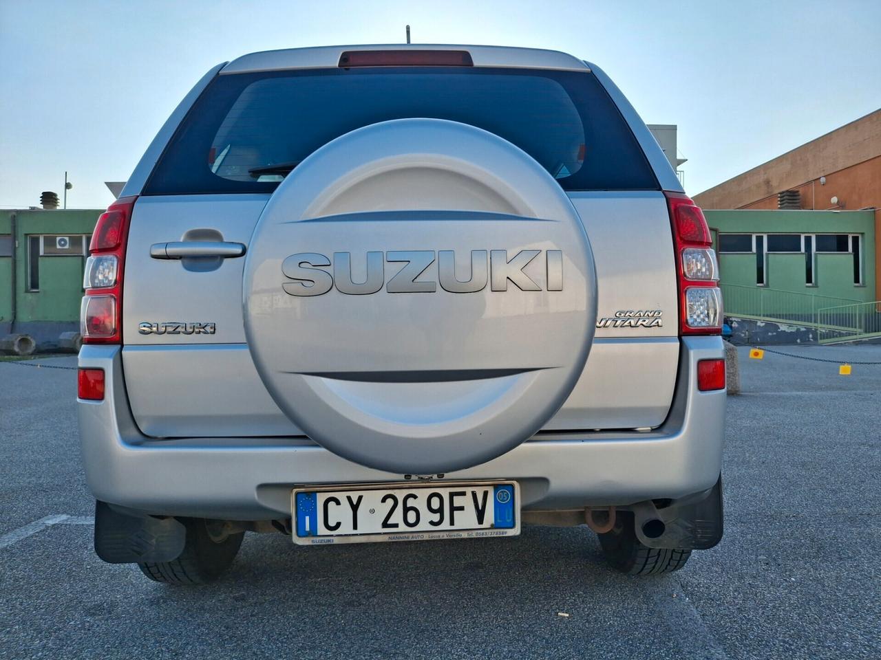 Suzuki Grand Vitara 1.9 DDiS-5 Porte-Executive*4X4*